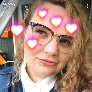 Meet your Posher, Natalie